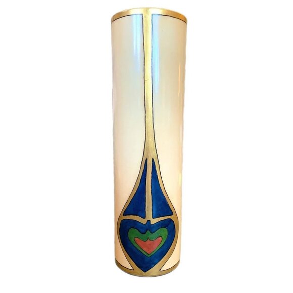 Belleek Willets Porcelain Vase With Hand-Painted Gold Accents & Heart Motif - Picture 2 of 12